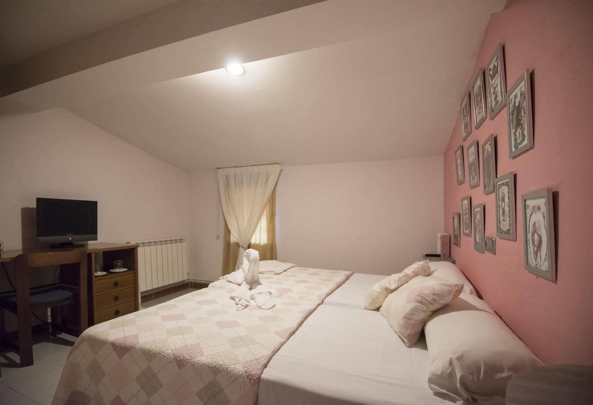 Pension Ubeda Fuenmayor Exteriér fotografie